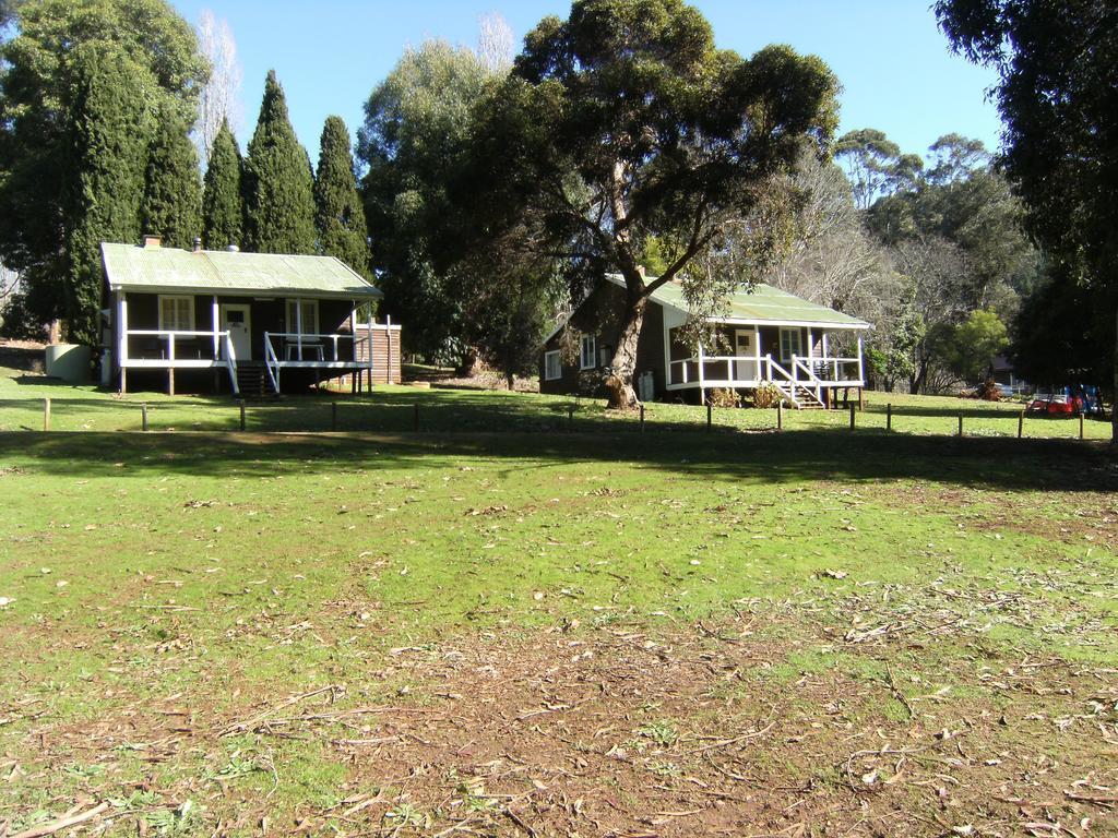 Lewana Cottages Balingup Room photo